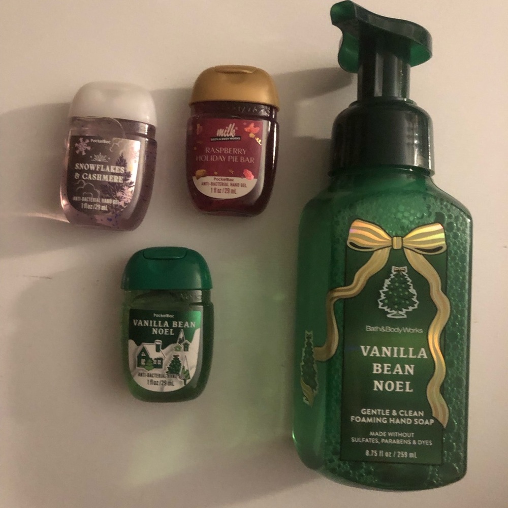Bath & Body Works Vanilla Bean Noel Hand Soap and Hand sanitizer trio